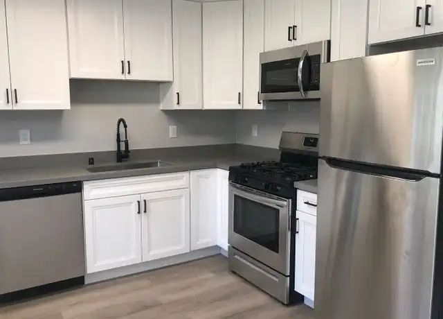 Property at 945 Pine Ave Unit 965-8, Carlsbad, CA, 92008, 1 bed, 1 bath, [object Object]