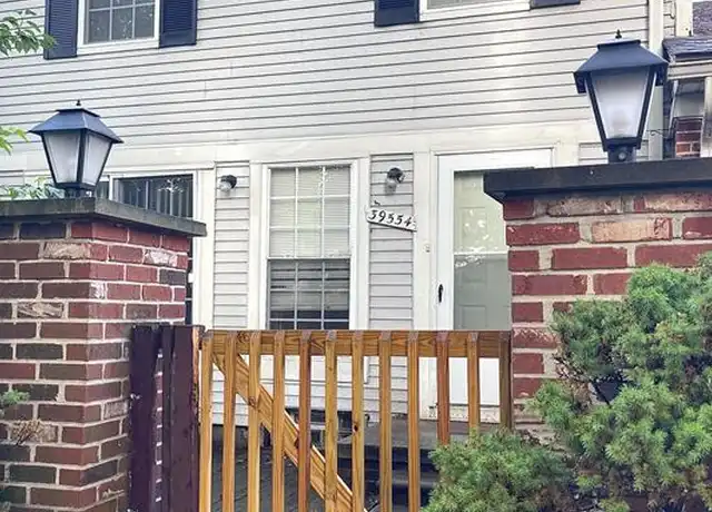 Property at 39554 Old Dominion Dr, Clinton Twp, MI, 48038, 2 beds, 1.5 baths, [object Object]