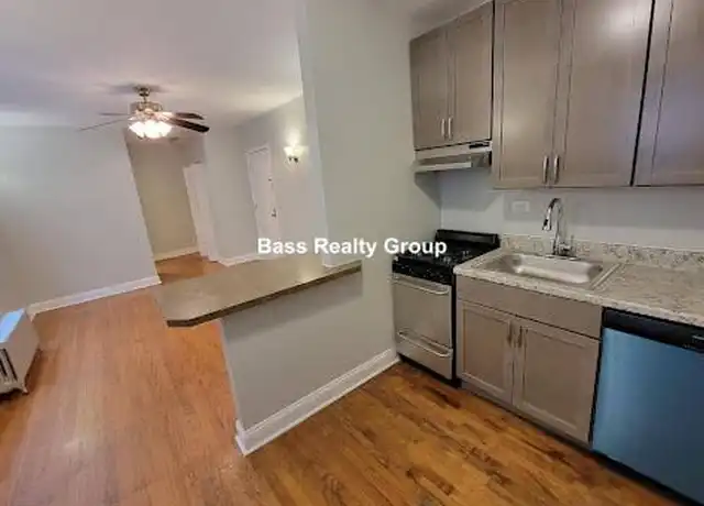 Property at 1353 W Greenleaf Ave, Chicago, IL, 60626, 0 beds, 1 bath, [object Object]