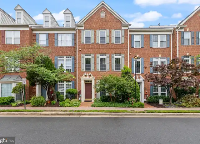 Property at 713 Norfolk Ln, Alexandria, VA, 22314, 4 beds, 3.5 baths, [object Object]