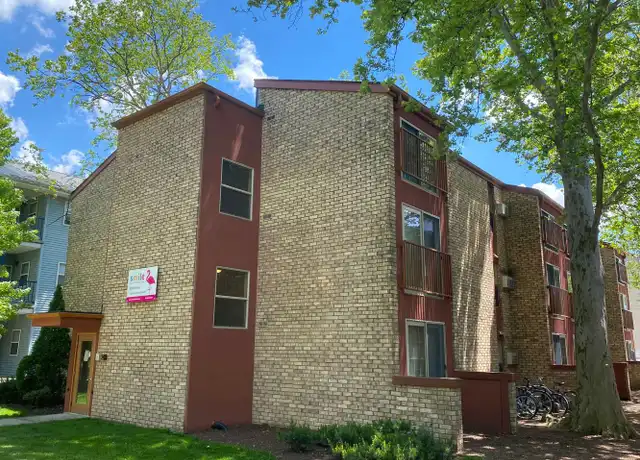 Property at 603 E Clark St, Champaign, IL, 61820, 1 bed, 1 bath, [object Object]