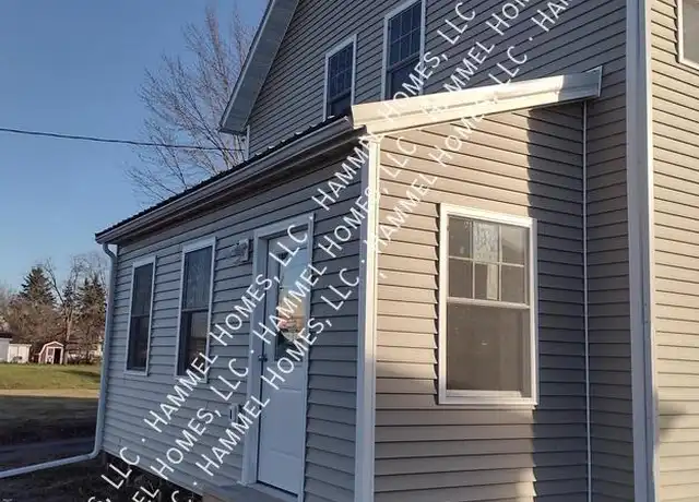 Property at 316 Fritz Ave W Unit 1, Ladysmith, WI, 54848, 4 beds, 1 bath, [object Object]
