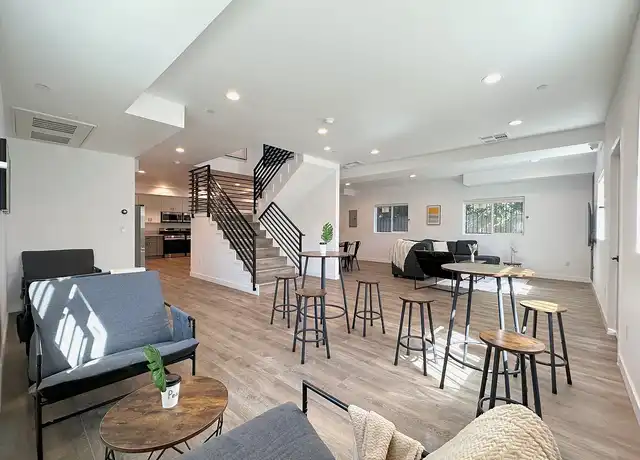 Property at 1587 W 35th St, Los Angeles, CA, 90018, 11-12 beds, 10 baths, [object Object]