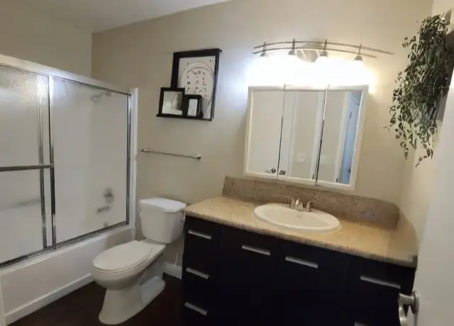 Photo of 46725 Clinton St, Indio, CA 92201