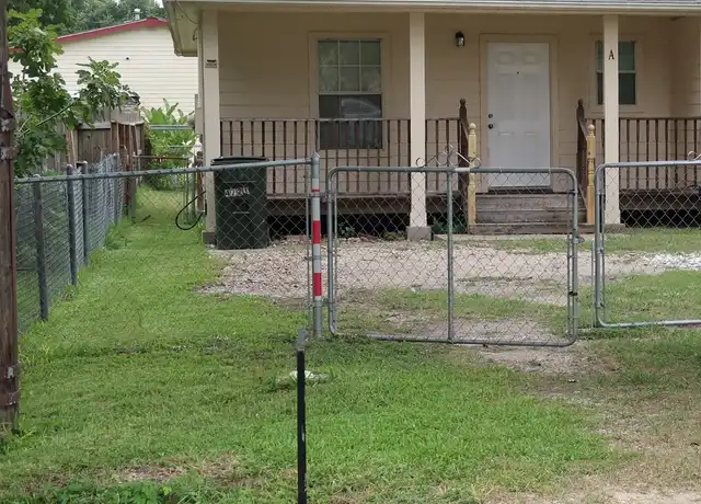Property at 4721 9th St, Bacliff, TX, 77518, 2 beds, 2 baths, [object Object]