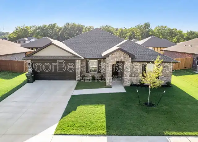 Property at 2709 Stonecreek Dr, Claremore, OK, 74017, 4 beds, 2 baths, [object Object]