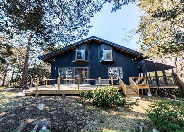Photo of 44 Ye Olde County Rd, Gloucester, MA 01930