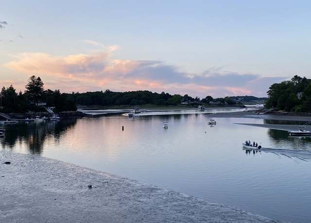 Photo of 44 Ye Olde County Rd, Gloucester, MA 01930
