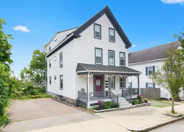 Property at 17 Lothrop St Unit 1, Beverly, MA, 01915, 2 beds, 1 bath, [object Object]