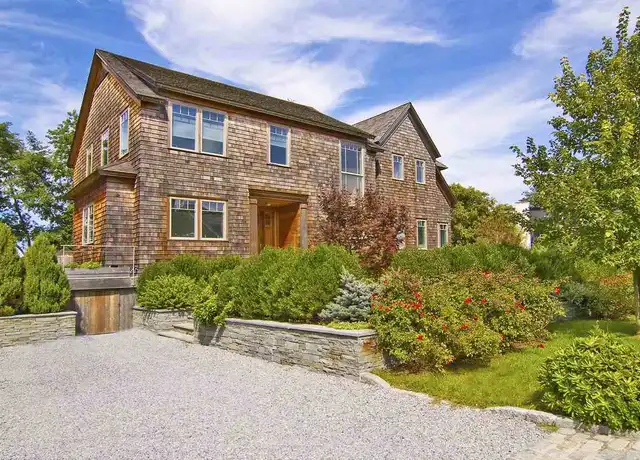 Property at 4 Long Point Rd, Sag Harbor, NY, 11963, 4 beds, 4 baths, [object Object]