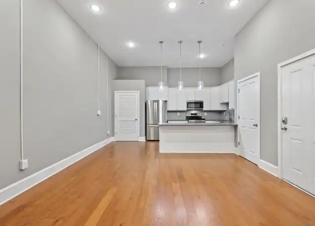 Property at 6 S Calvert St, Baltimore, MD, 21202, 0 beds, 1 bath, [object Object]