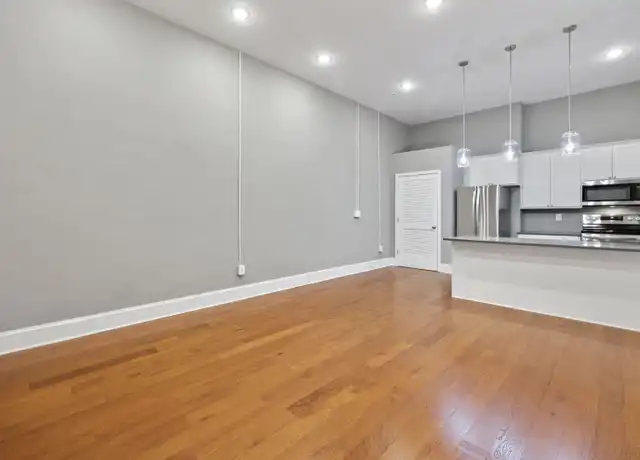 Property at 6 S Calvert St, Baltimore, MD, 21202, 0-2 beds, 1-2 bath, [object Object]