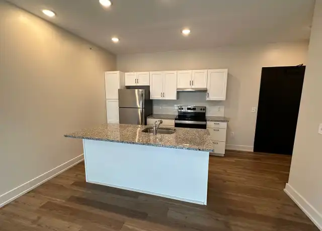 Property at 255 Bradford St NE Unit 36, Grand Rapids, MI, 49503, 1 bed, 1 bath, [object Object]