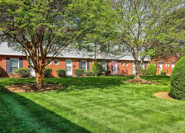 Property at Elmhurst - 215 Poindexter Dr, Charlotte, NC, 28209, 2 beds, 1.5 baths, [object Object]