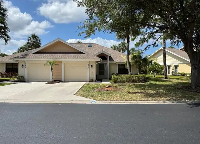Property at 1334 Park Lake Dr Unit 28R, Naples, FL, 34110, 2 beds, 2 baths, [object Object]