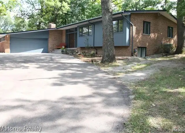 Property at 1327 Lone Pine Rd, Bloomfield Hills, MI, 48302, 5 beds, 3.5 baths, [object Object]