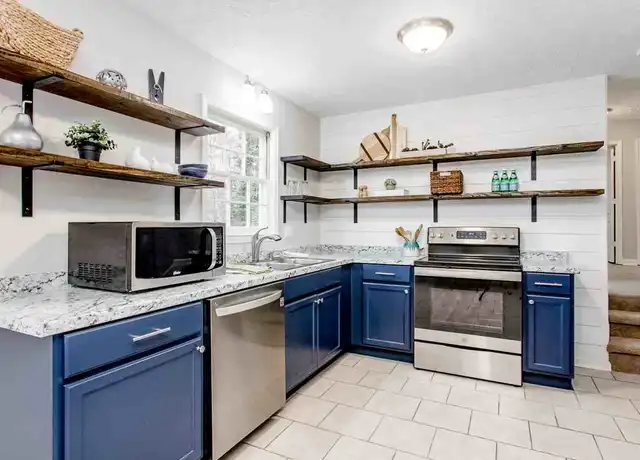 Property at 341 Princess Ave, Woodstock, GA, 30189, 1 bed, 1 bath, [object Object]