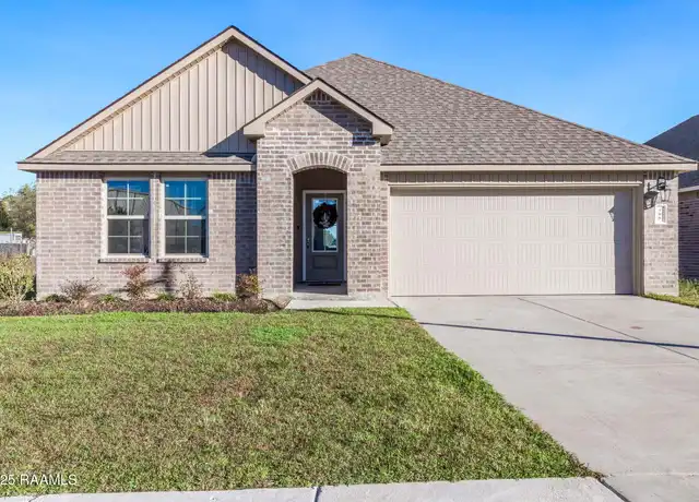Property at 108 Chesson Hill Dr, Broussard, LA, 70518, 4 beds, 2 baths, [object Object]