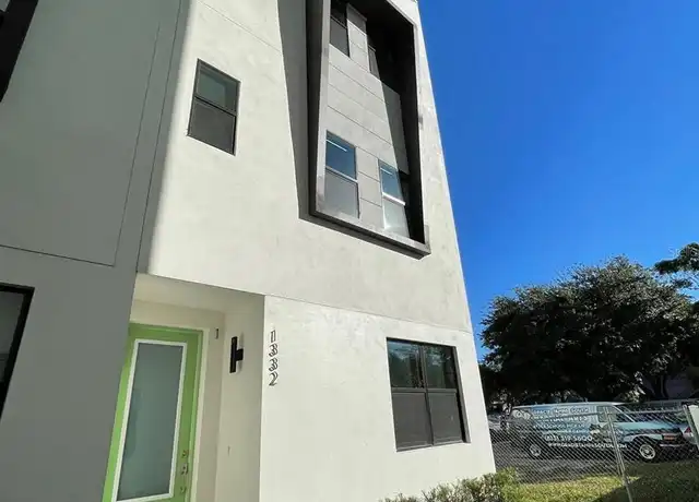 Property at 1332 W Gray St #1, Tampa, FL, 33606, 3 beds, 3.5 baths, [object Object]