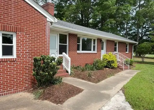 Property at 2505 Seaford Rd, Seaford, VA, 23696, 4 beds, 2 baths, [object Object]