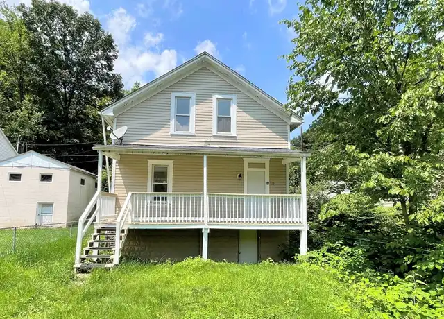 Property at 102 Ivy St, Turtle Creek, PA, 15145, 3 beds, 1 bath, [object Object]