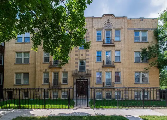 Property at HIGHPOINT Albany Park on Christiana - 4954 N Christiana Ave, Chicago, IL, 60625, 2 beds, 1.5 baths, [object Object]