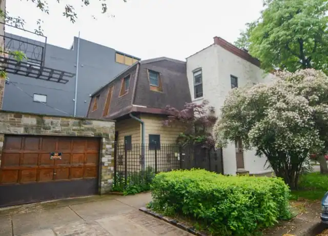 Property at 2821 W Shakespeare Ave, Chicago, IL, 60647, 2 beds, 1 bath, [object Object]