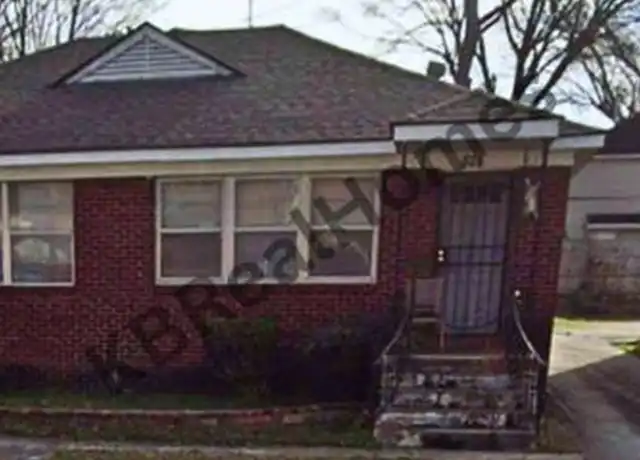 Property at 824 Maury St, Memphis, TN, 38107, 2 beds, 1 bath, [object Object]