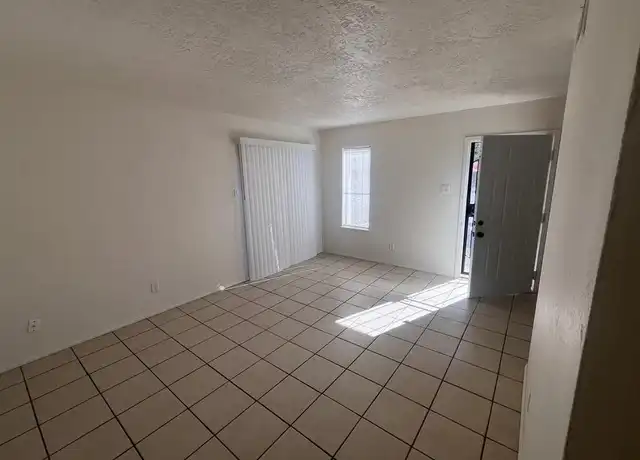 Property at 1005 Dickerson Dr SE Unit A, Albuquerque, NM, 87106, 1 bed, 1 bath, [object Object]
