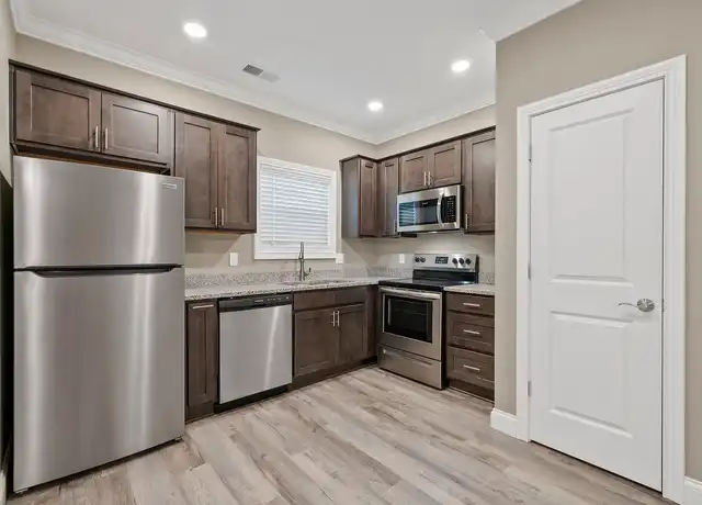 Property at The Flats - 6002 Russellville Rd, Bowling Green, KY, 42101, 2 beds, 2 baths, [object Object]