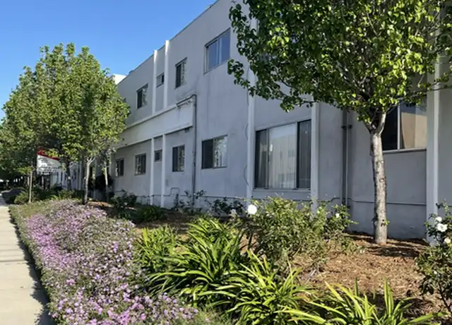 Property at 16950 Blackhawk St Unit 25, Granada Hills, CA, 91344, 2 beds, 1 bath, [object Object]