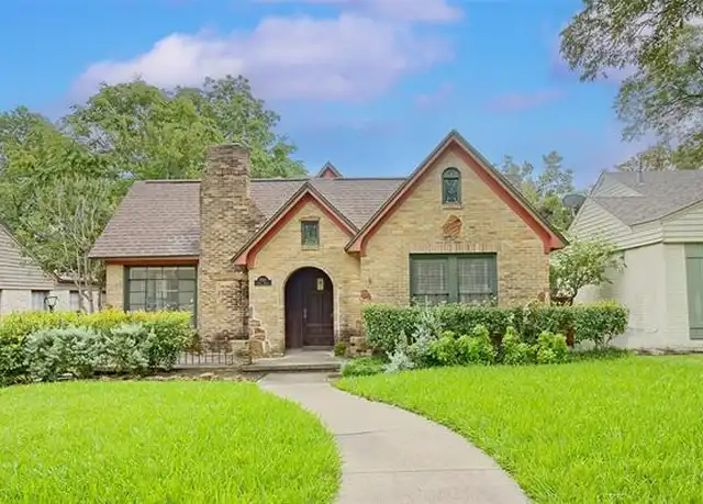 Property at 7010 Vivian Ave, Dallas, TX, 75223, 2 beds, 1.5 baths, [object Object]