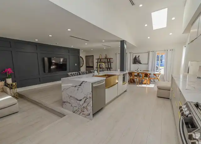 Property at 6727 Glade Ave, Woodland Hills, CA, 91303, 3 beds, 3 baths, [object Object]