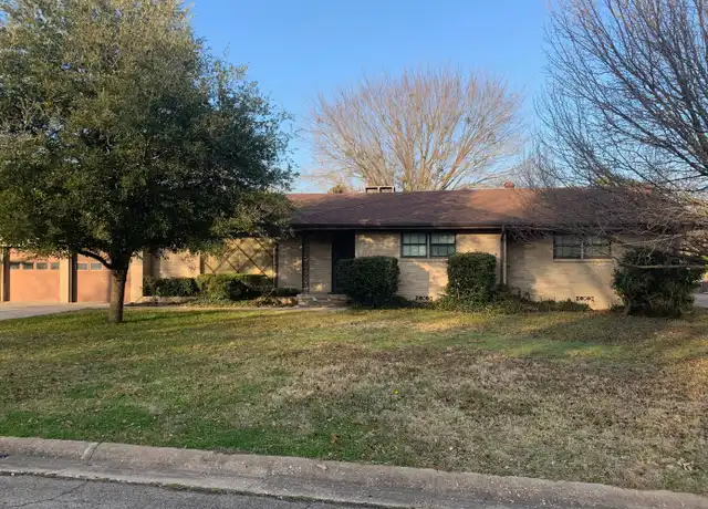 Property at 2308 Avondale Dr, Greenville, TX, 75402, 3 beds, 2 baths, [object Object]