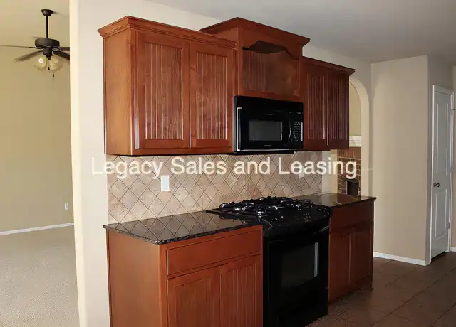 Property at 3904 W 107th Ct S, Jenks, OK, 74037, 3 beds, 2 baths, [object Object]