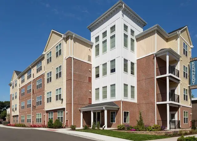 Photo of 1 Kennedy Ave, Danbury, CT 06810