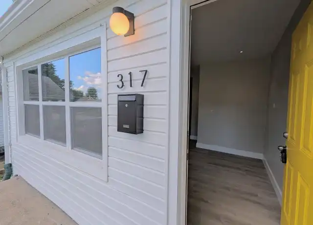 Property at 317 Ames Pl, Saint Louis, MO, 63135, 2 beds, 1 bath, [object Object]