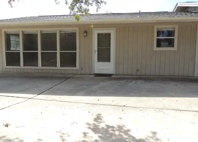 Property at 5510 Sunset Rdg, Austin, TX, 78735, 1 bed, 1 bath, [object Object]