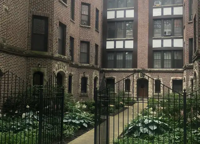 Property at 1726 W Thome Ave Unit 2, Chicago, IL, 60660, 1 bed, 1 bath, [object Object]