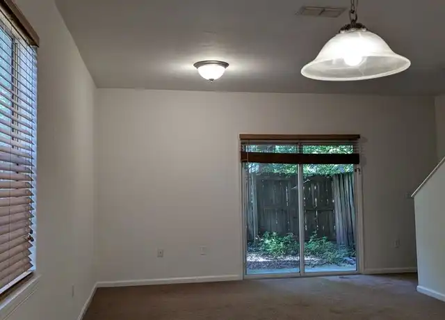 Property at 4126 SW 15th Pl, Gainesville, FL, 32607, 2 beds, 2.5 baths, [object Object]