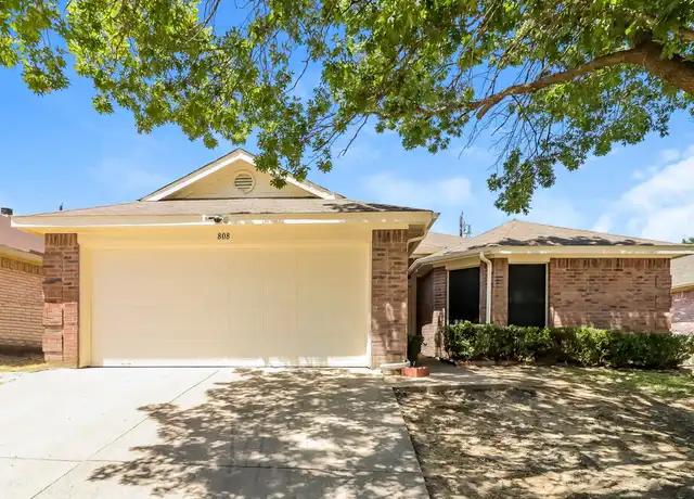 Property at 808 Thorton Dr, Cedar Hill, TX, 75104, 3 beds, 2 baths, [object Object]