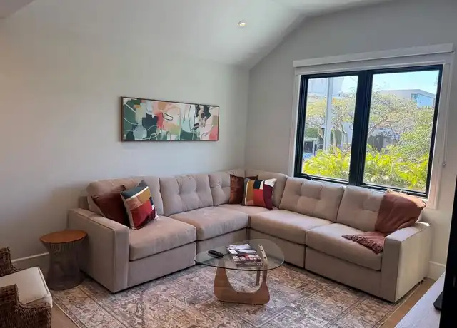 Property at 787 4th Ave S, Naples, FL, 34102, 2 beds, 1 bath, [object Object]