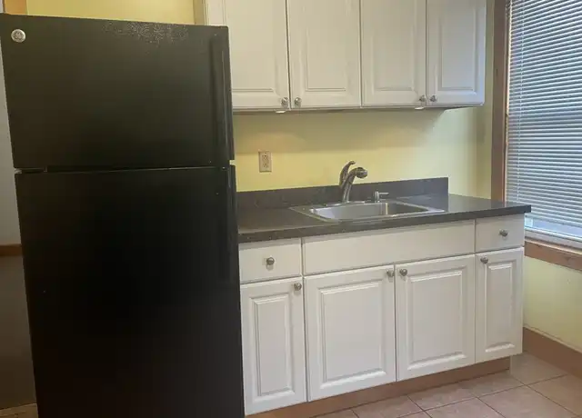 Property at 118 Charles St Unit 1, Waltham, MA, 02453, 1 bed, 1 bath, [object Object]