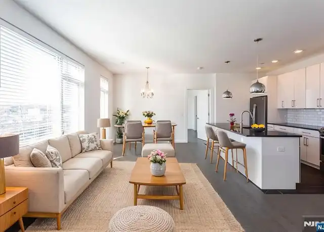 Property at 159 Cedar St Unit 202, Fort Lee, NJ, 07024, 2 beds, 2 baths, [object Object]