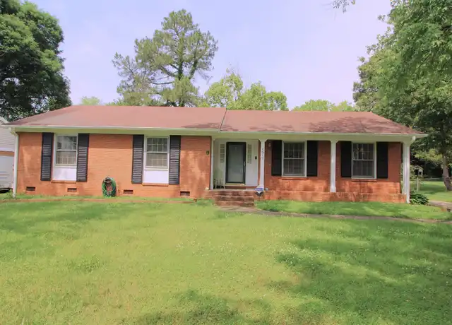 Property at 5910 Red Carriage Ln, Charlotte, NC, 28212, 3 beds, 2 baths, [object Object]