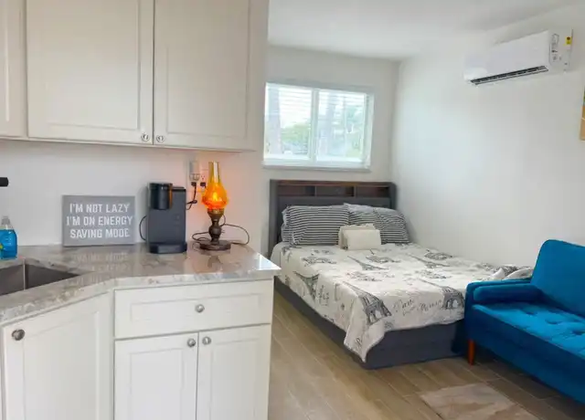 Property at 2250 SE 5th St Unit 6, Pompano Beach, FL, 33062, 1 bed, 1 bath, [object Object]