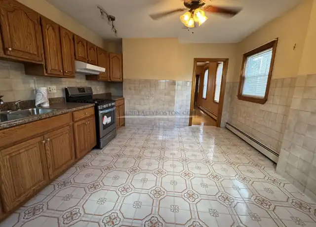 Property at 45 Dustin St Unit 1, Brighton, MA, 02135, 2 beds, 1 bath, [object Object]