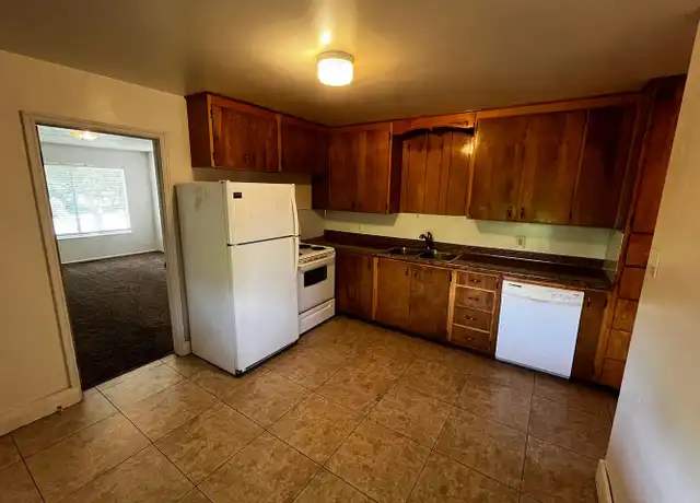 Property at 568 E 200 S Unit 568, Kaysville, UT, 84037, 2 beds, 1 bath, [object Object]