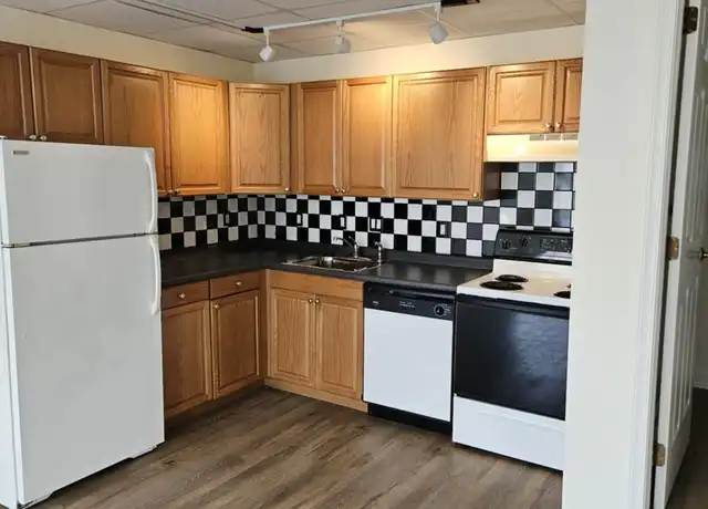 Property at 512 Pine St Unit 7, Williamsport, PA, 17701, 0 beds, 1 bath, [object Object]