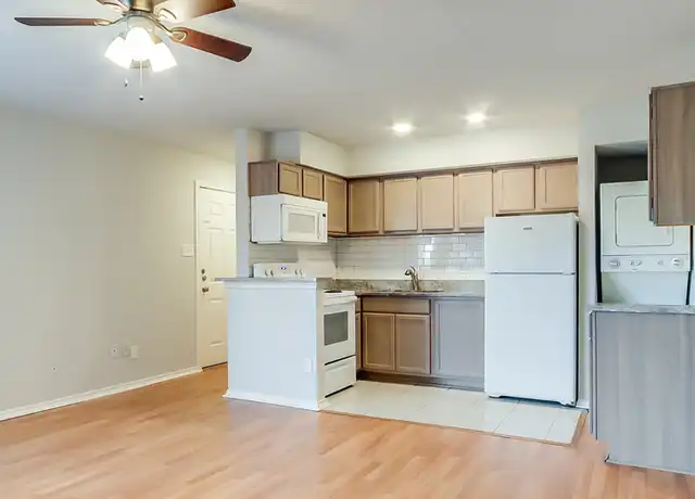 Property at 9809 Walnut St #306, Dallas, TX, 75243, 1 bed, 1 bath, [object Object]